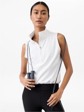 Athleta Unstoppable 1/2 Zip Cropped Vest